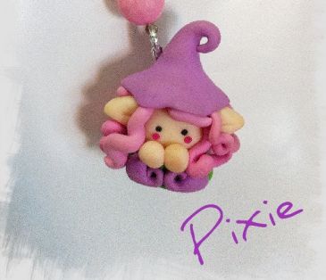 CIO-5 Ciondolo dis. PIXIE (1)